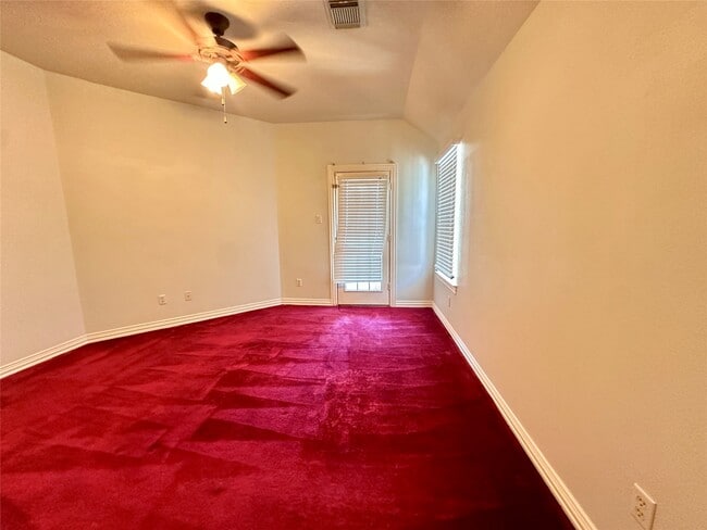 Building Photo - 2819 Lake Shore Harbour Dr