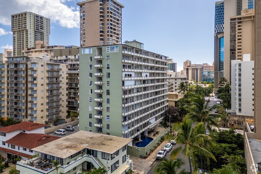 Building Photo - 445 Kaiolu St