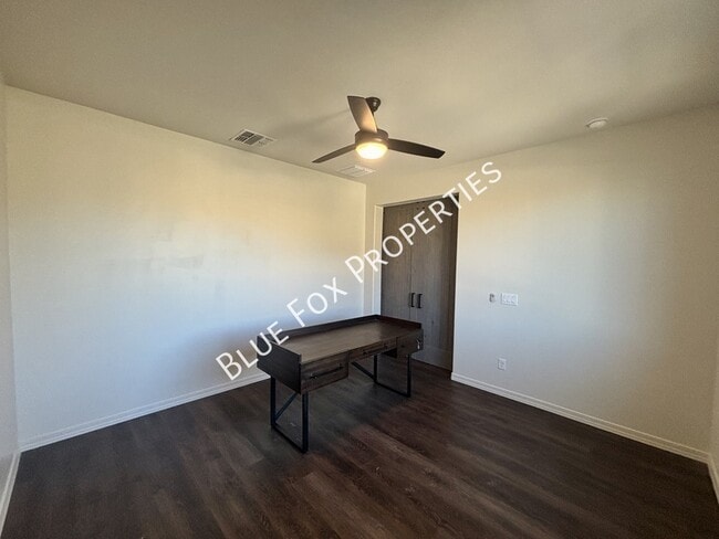 Building Photo - 8454 N Lone Ranger Rd