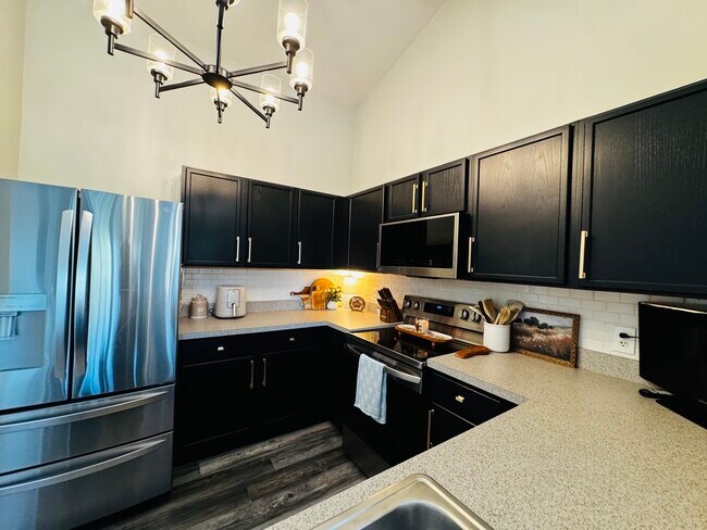 Building Photo - 128 Bertram Dr