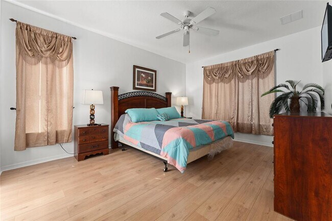 Building Photo - 1031 Solana Cir