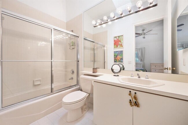 Building Photo - 2592 Sheltingham Dr