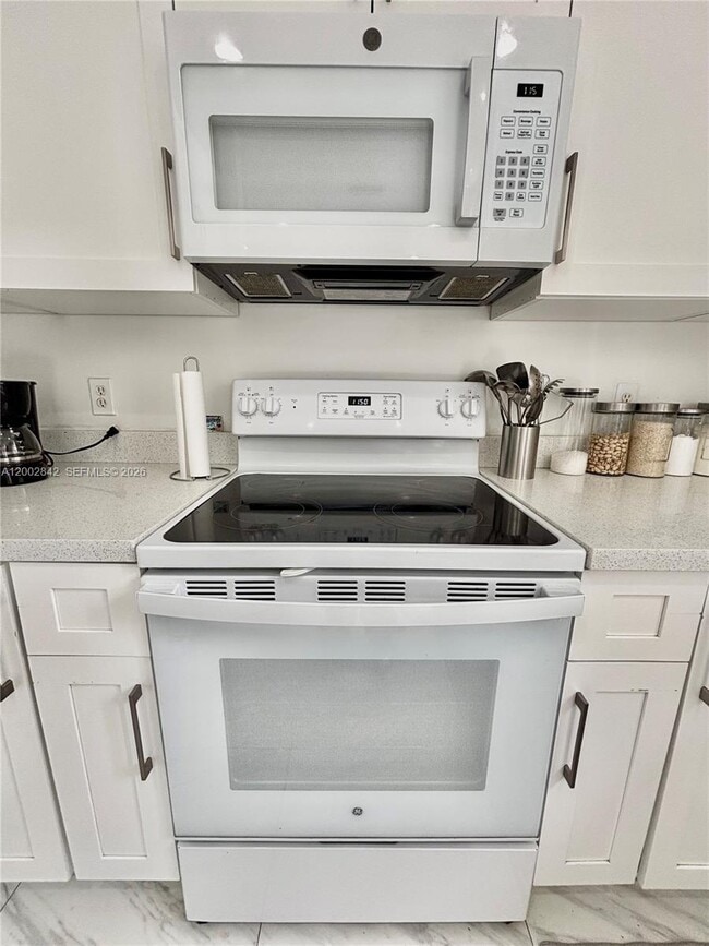 Building Photo - 5952 NW 47th Terrace