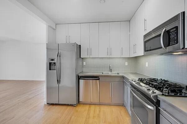 Building Photo - 38 Delancey St