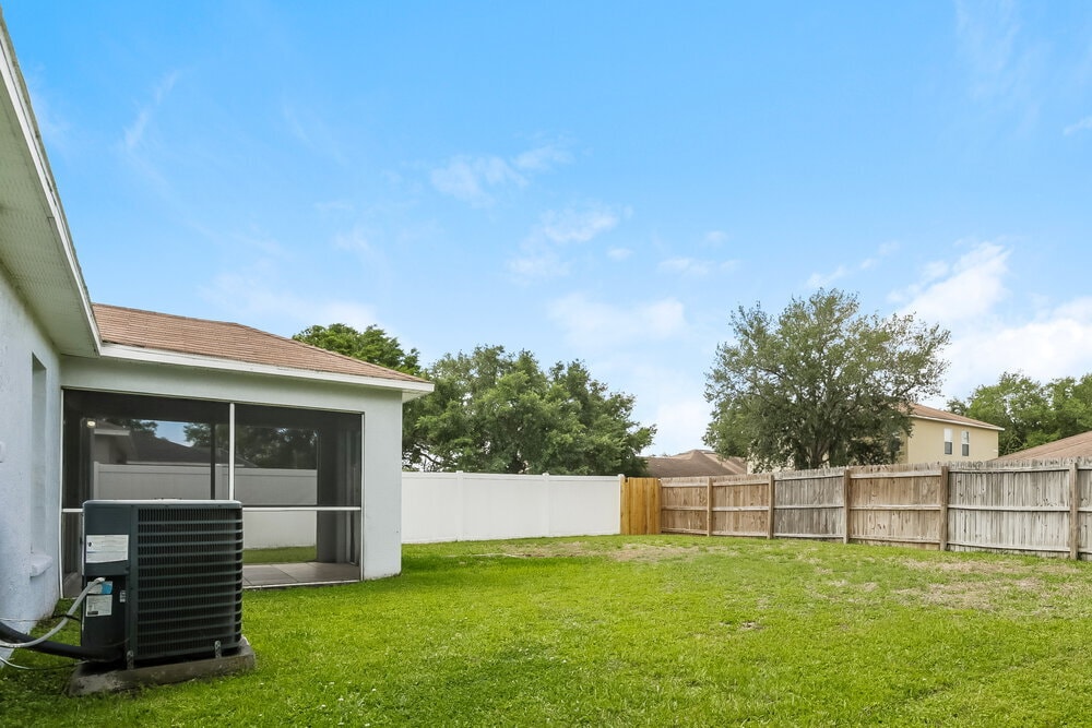 Building Photo - 2292 Blackwood Dr