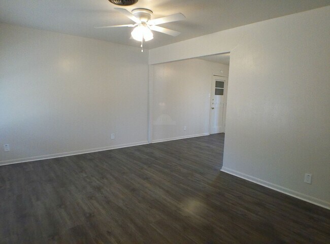 Building Photo - 1315 Zephyr Rd