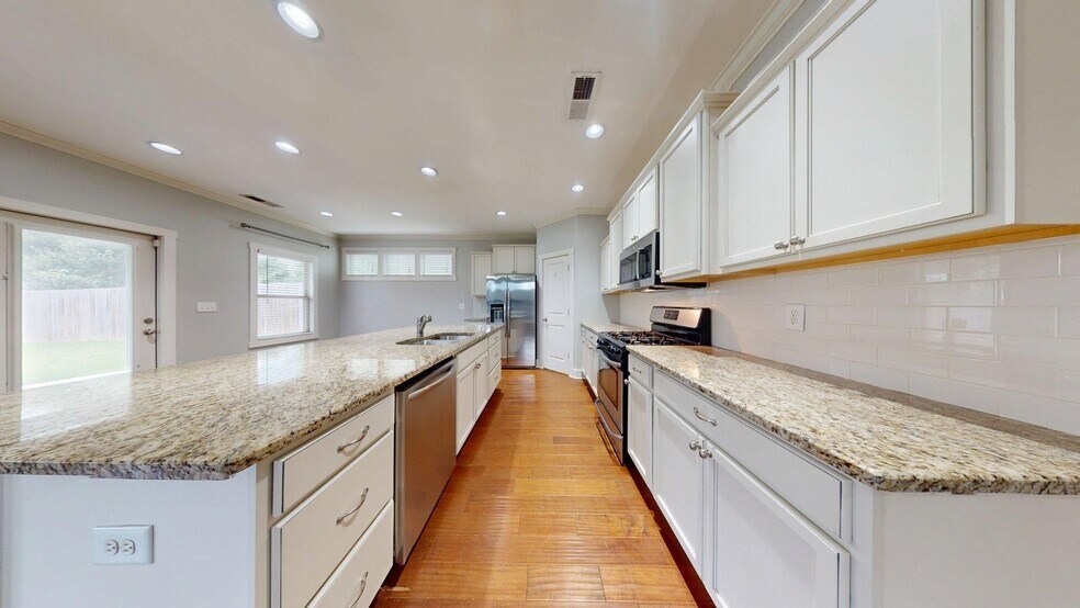 Building Photo - Single Family Home -  The Preserve of Auburn