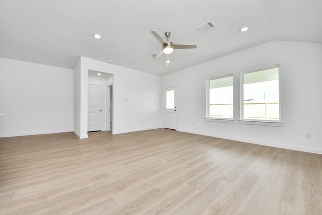Building Photo - 1414 Splashing Wave Dr
