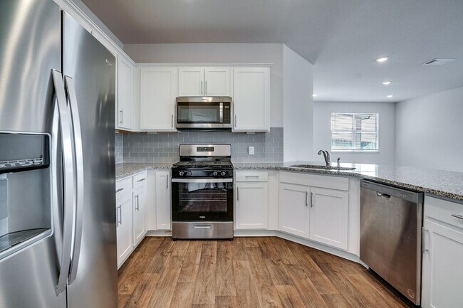 Building Photo - 152 Docile Lp