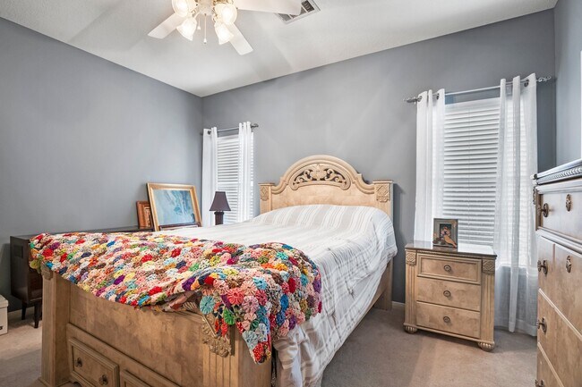 Building Photo - 9292 Deepwater Dr