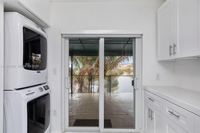 Building Photo - 6445 SW 130th Pl