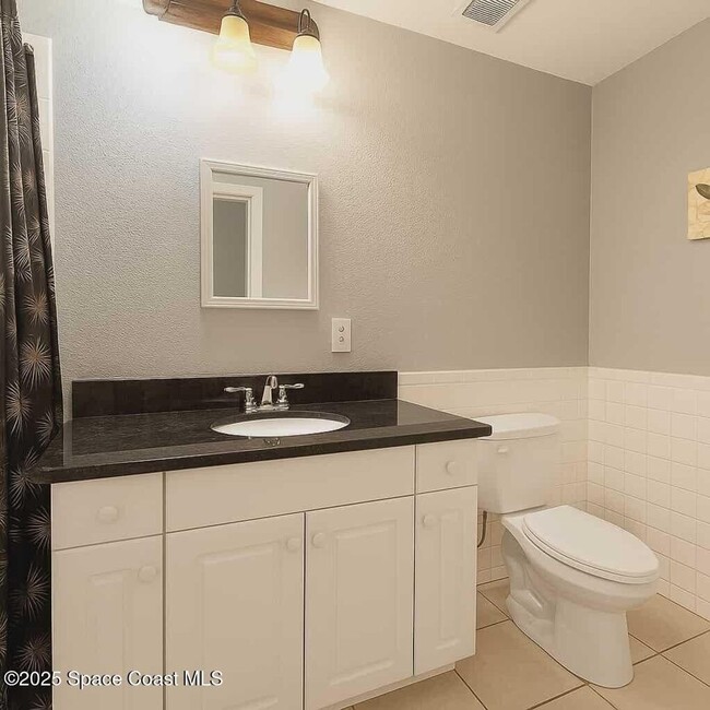 Building Photo - SINGLE FAMILY HOME FOR RENT!