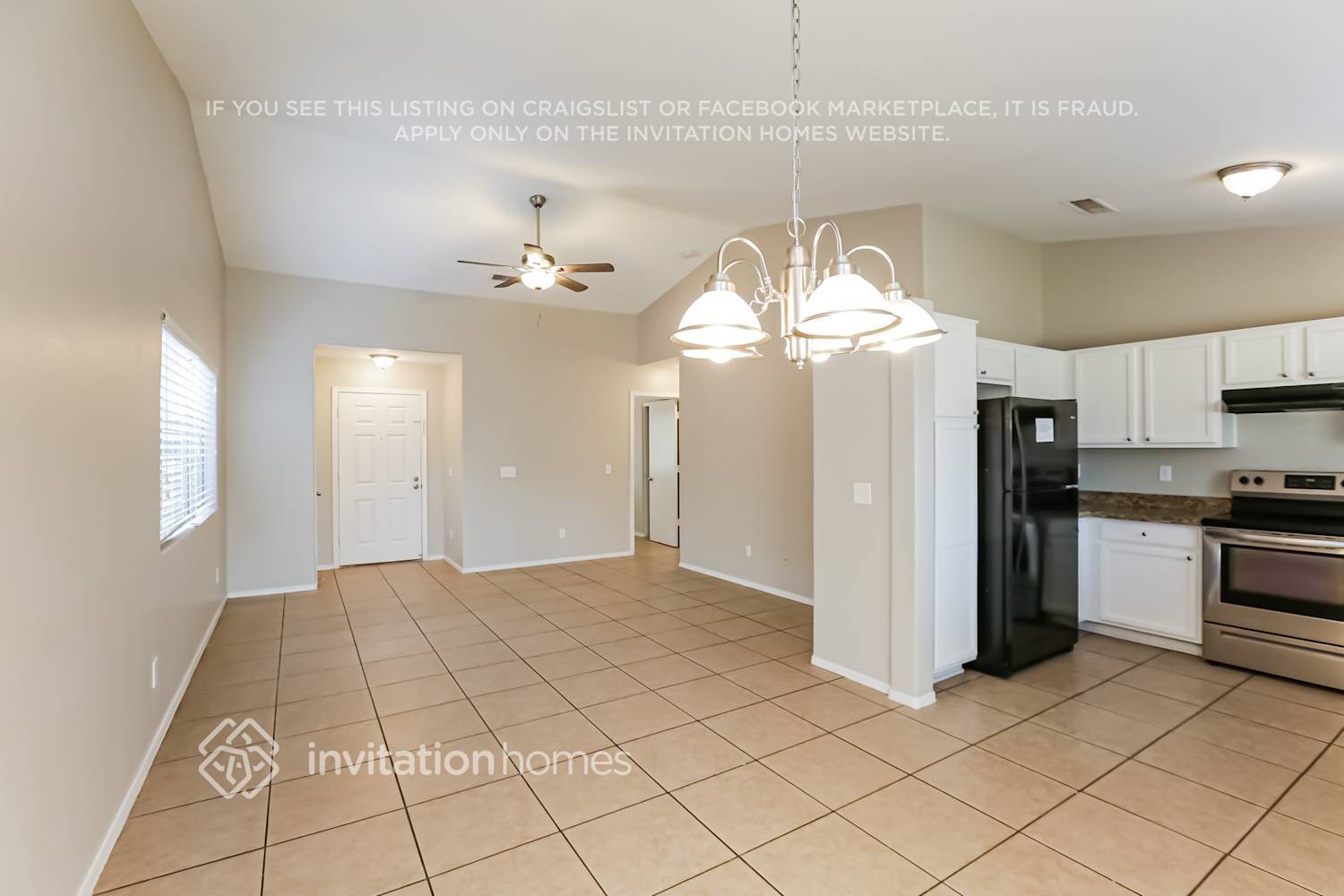Building Photo - 10763 W Rio Vista Ln