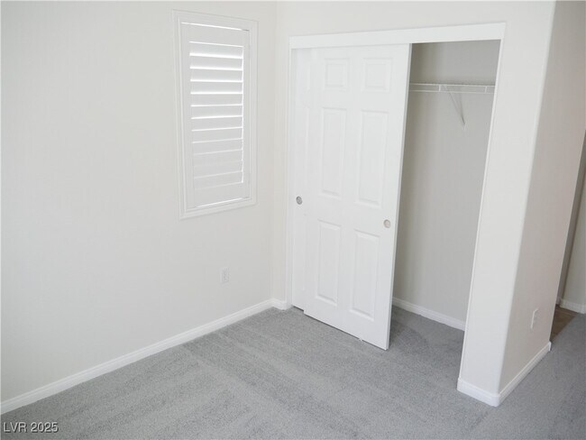 Building Photo - 6051 W Dewey Dr