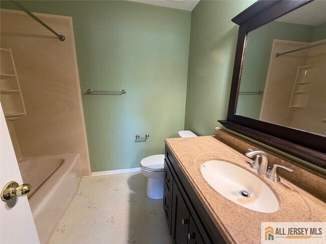 Building Photo - 601 Sunshine Ct