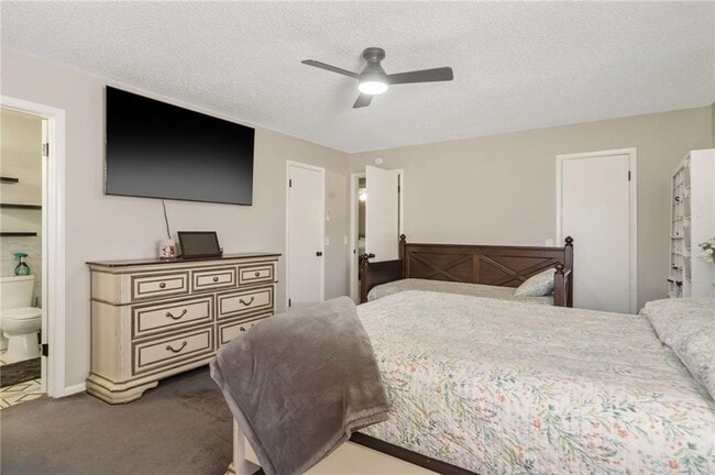 Building Photo - 1306 N Silent Grove Rd