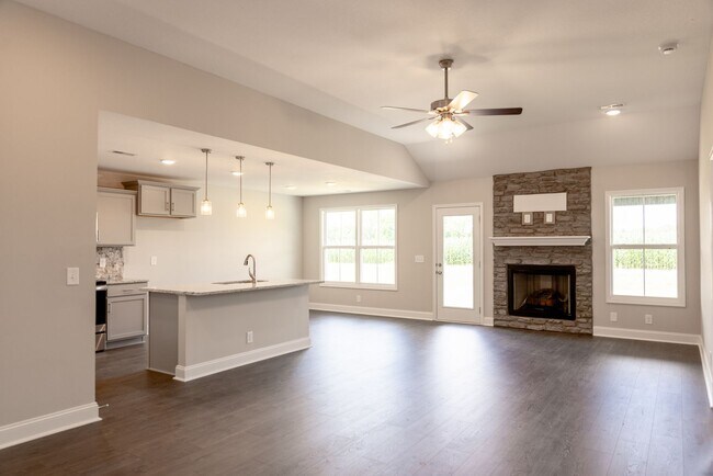 Building Photo - 504 Ayden Ln