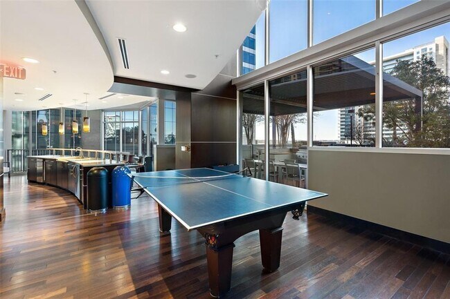 Building Photo - Condo High Rise - Lady Bird Lake Views