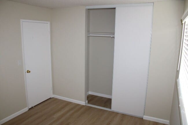 Building Photo - 1562 Partridge Dr