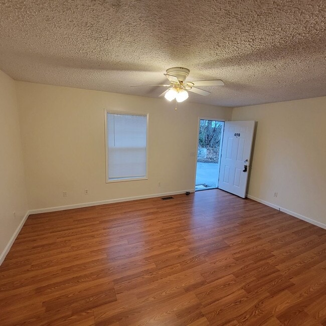 Building Photo - Stout Street