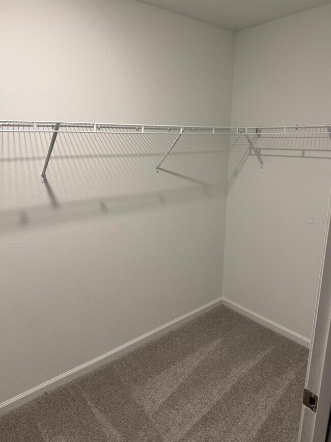 Building Photo - 3466 Howell Dr