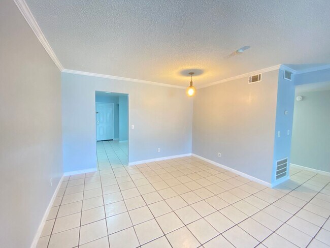 Building Photo - $100 off if rented before June 15th!  3/2 ...
