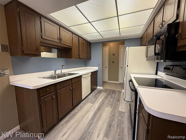 Building Photo - 16870 Edloytom Way