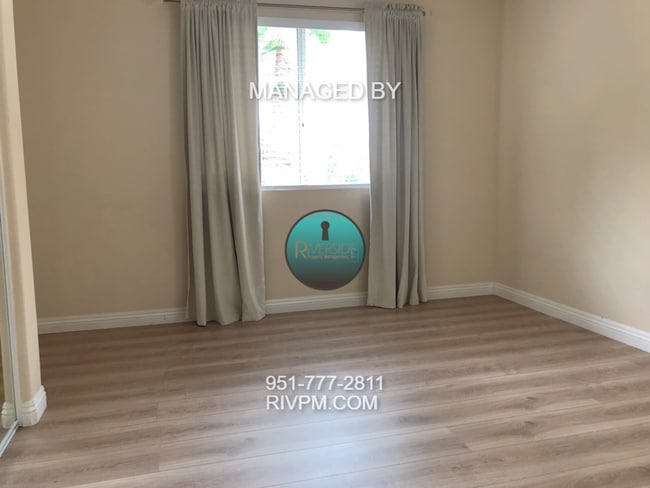Building Photo - Beautiful 4-Bedroom Home with Pool & Garde...