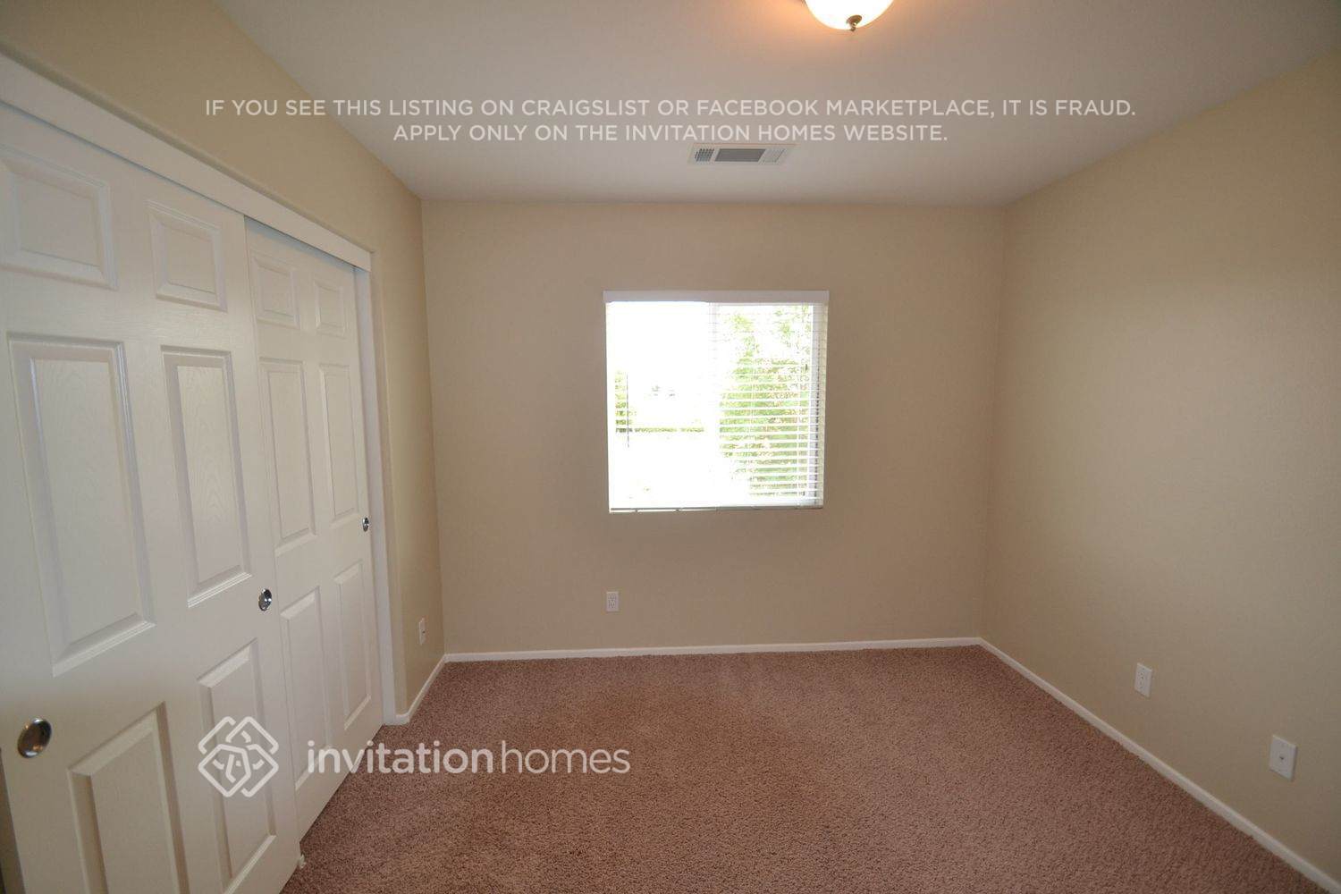Building Photo - 1134 Cambridge Ct