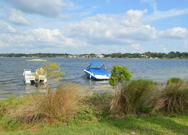 Building Photo - 5401 Hansel Ave