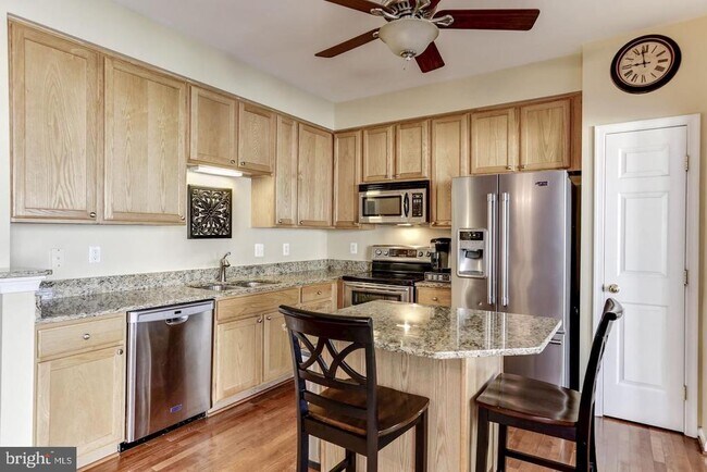 Building Photo - 10106 Sir Reynard Ln