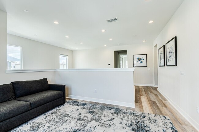 Building Photo - Incredible Fully Furnished New Home In Lak...