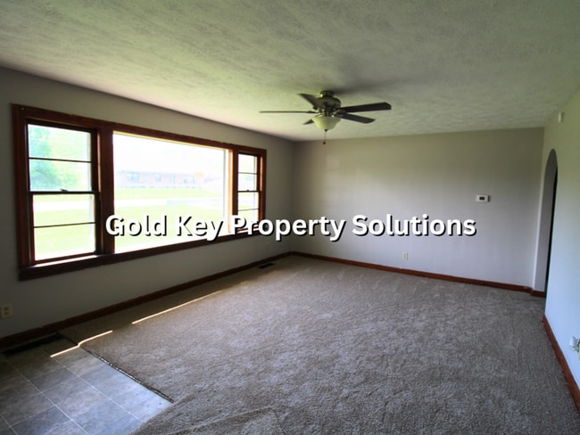 Building Photo - NORTH ANDERSON 3 BR 1 BA Brick Ranch with Central Air and Garage (NO SECTION 8)