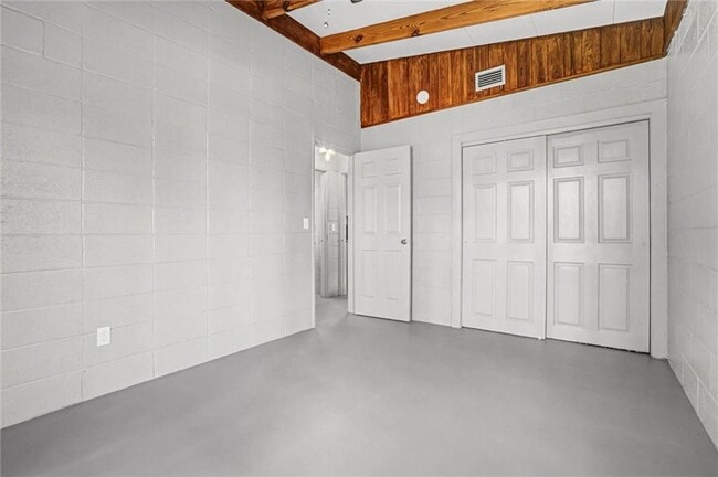 Building Photo - 116 Forney Johnston Dr