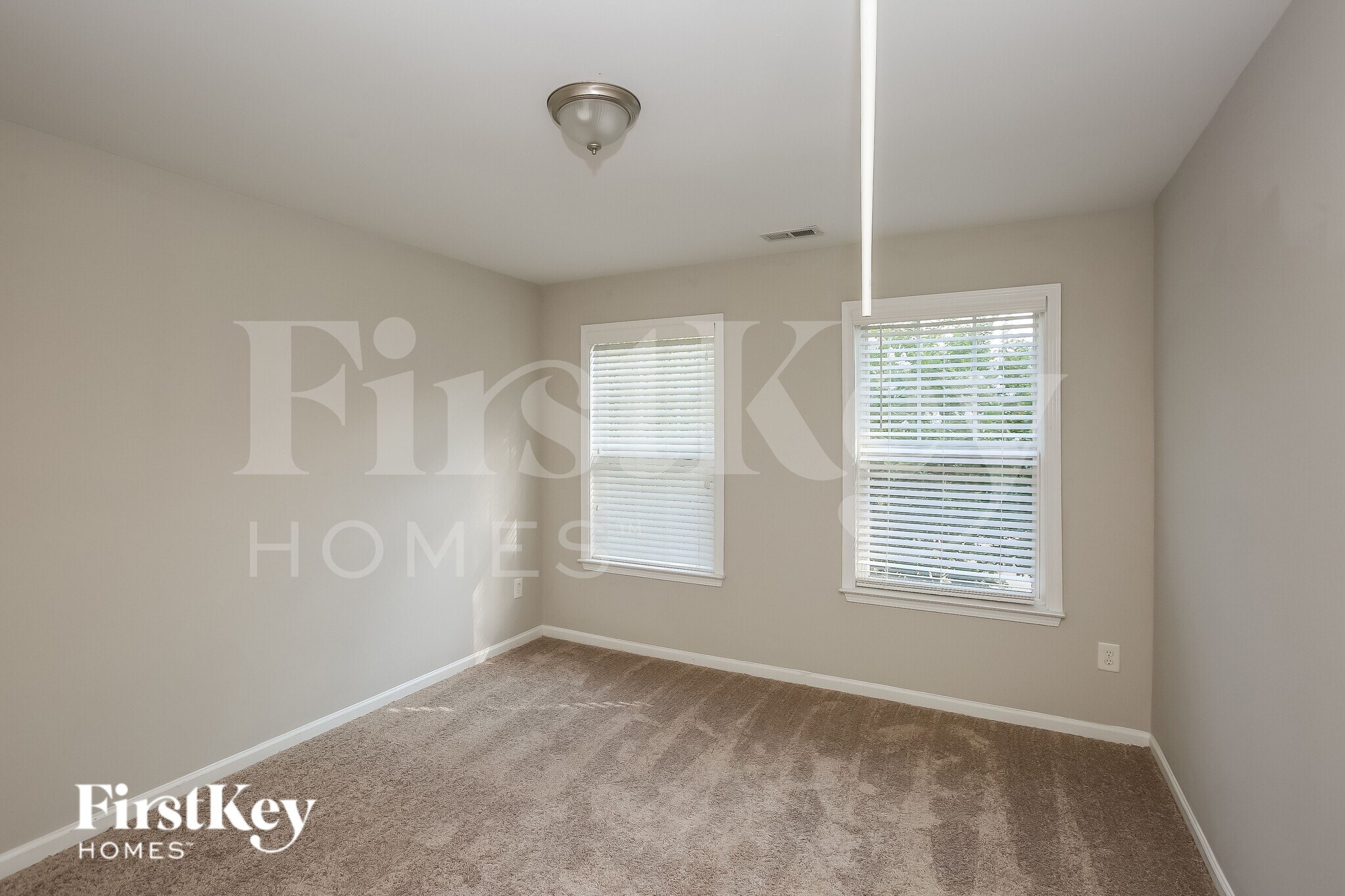 Building Photo - 12300 Backwater Dr