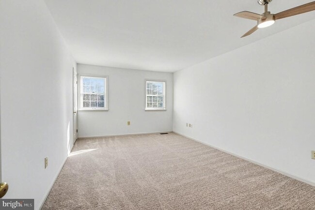 Building Photo - 1522 Isaacs Ct