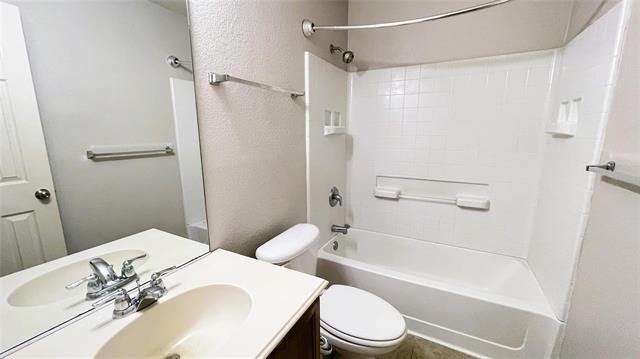 Building Photo - 1002 Tabasco Trail