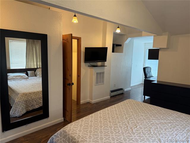 Building Photo - 4353 Kalamath St