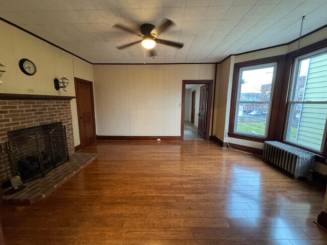 Building Photo - "Charming 3-Bedroom Haven with Gleaming Hardwood Floors in Newport, PA!"