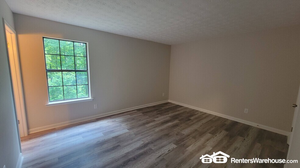 Building Photo - 1909 Suwanee Valley Rd NW