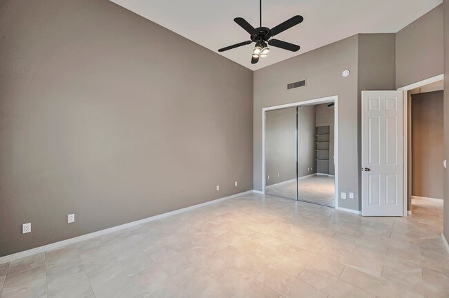 Building Photo - Stylish 2-Bedroom Home with Resort-Style A...