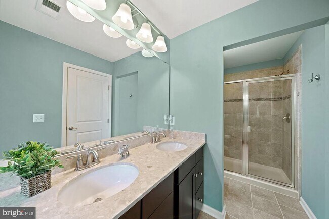 Building Photo - 42586 Harlow Meadows Terrace