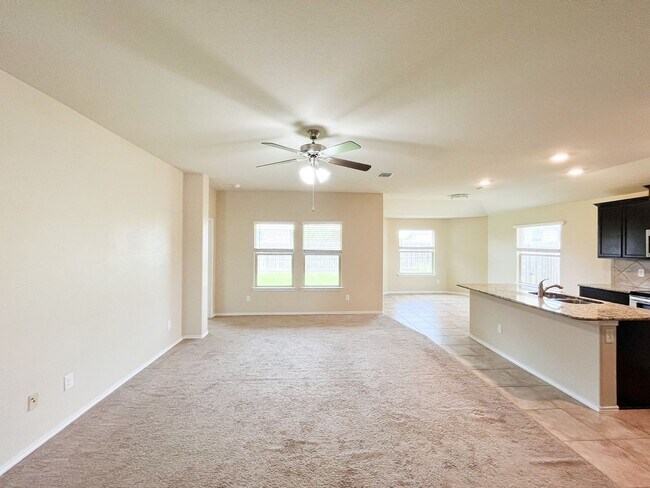 Building Photo - Available NOW!! Beautiful 1 story, 3 bedro...