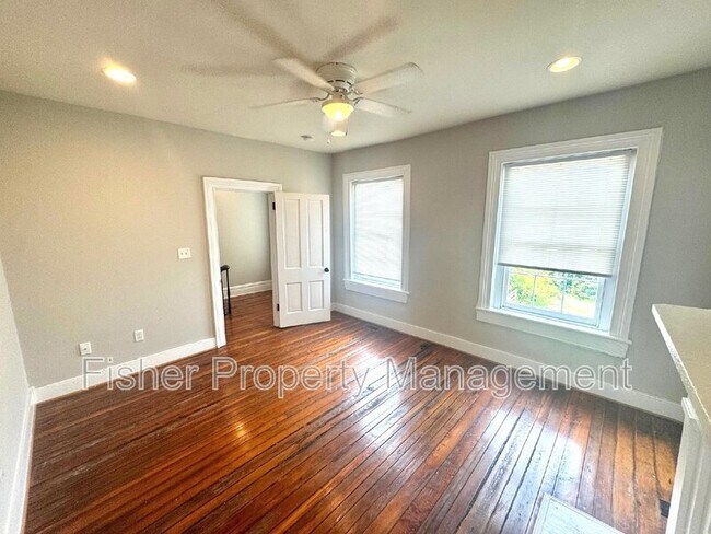 Building Photo - 2308 Venable St