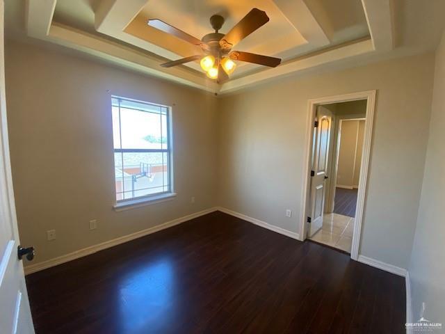 Building Photo - 609 River Point St