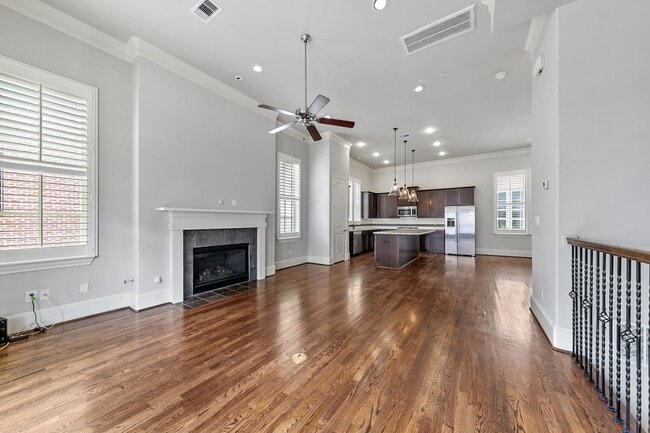 Building Photo - 2719 Cohn St