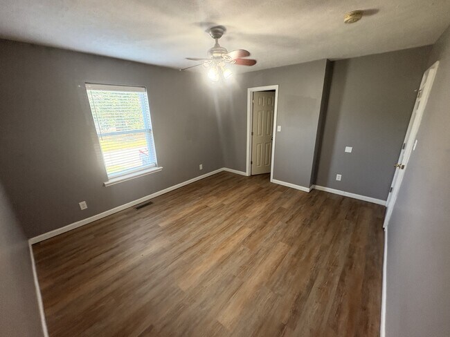 Building Photo - 31 Agappa Ln