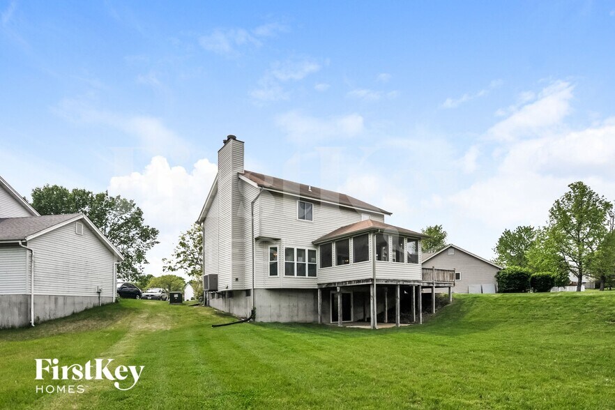 Building Photo - 338 Forest Grove Ct