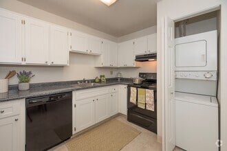 2x2 Model Home - River Pointe