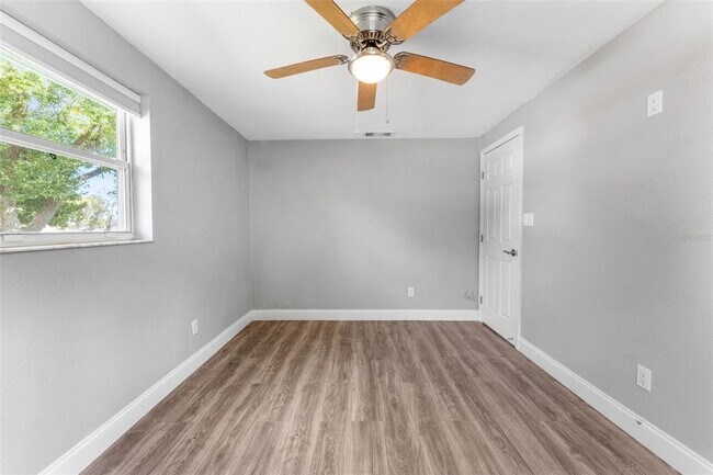 Building Photo - 1415 Coppertree Dr